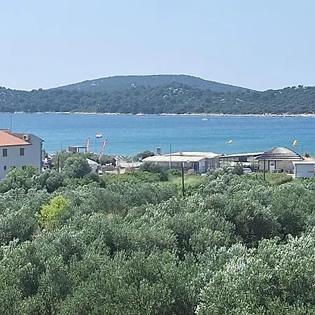 Tribunj Luji I Andreja *